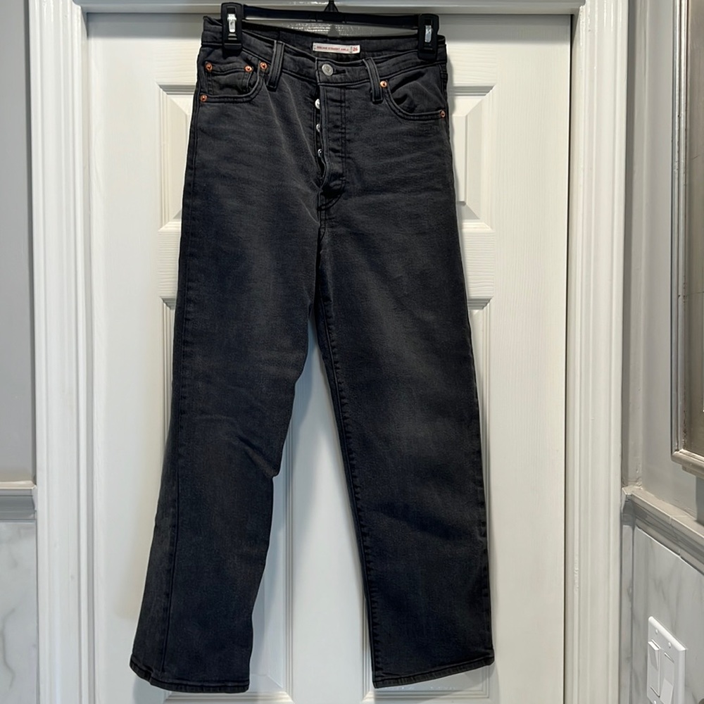 Levi’s Ribcage Straight Ankle Jean.  Faded Black
